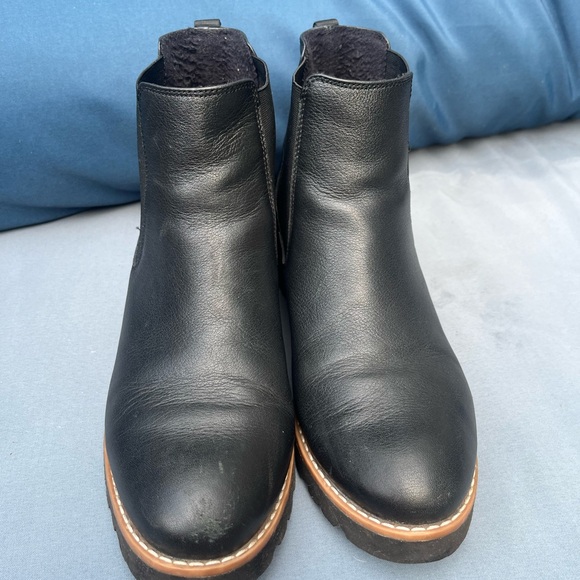 Hush Puppies Black Leather Waterproof Chelsea Boots - Picture 2 of 8